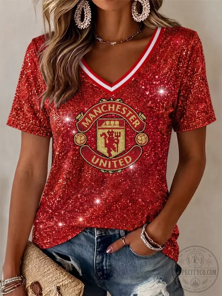 Manchester United Football Club Sequin V-Neck Short Sleeve T-Shirt 4 Manchester United Football Club Sequin V-Neck Short Sleeve T-Shirt